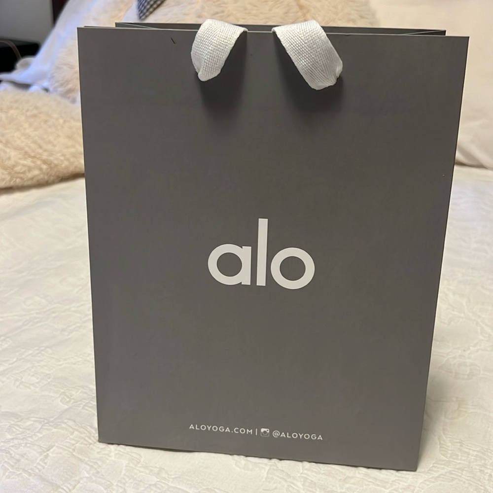Alo yoga shopping bag